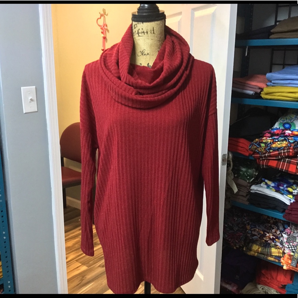 Boutique ribbed knit sweater